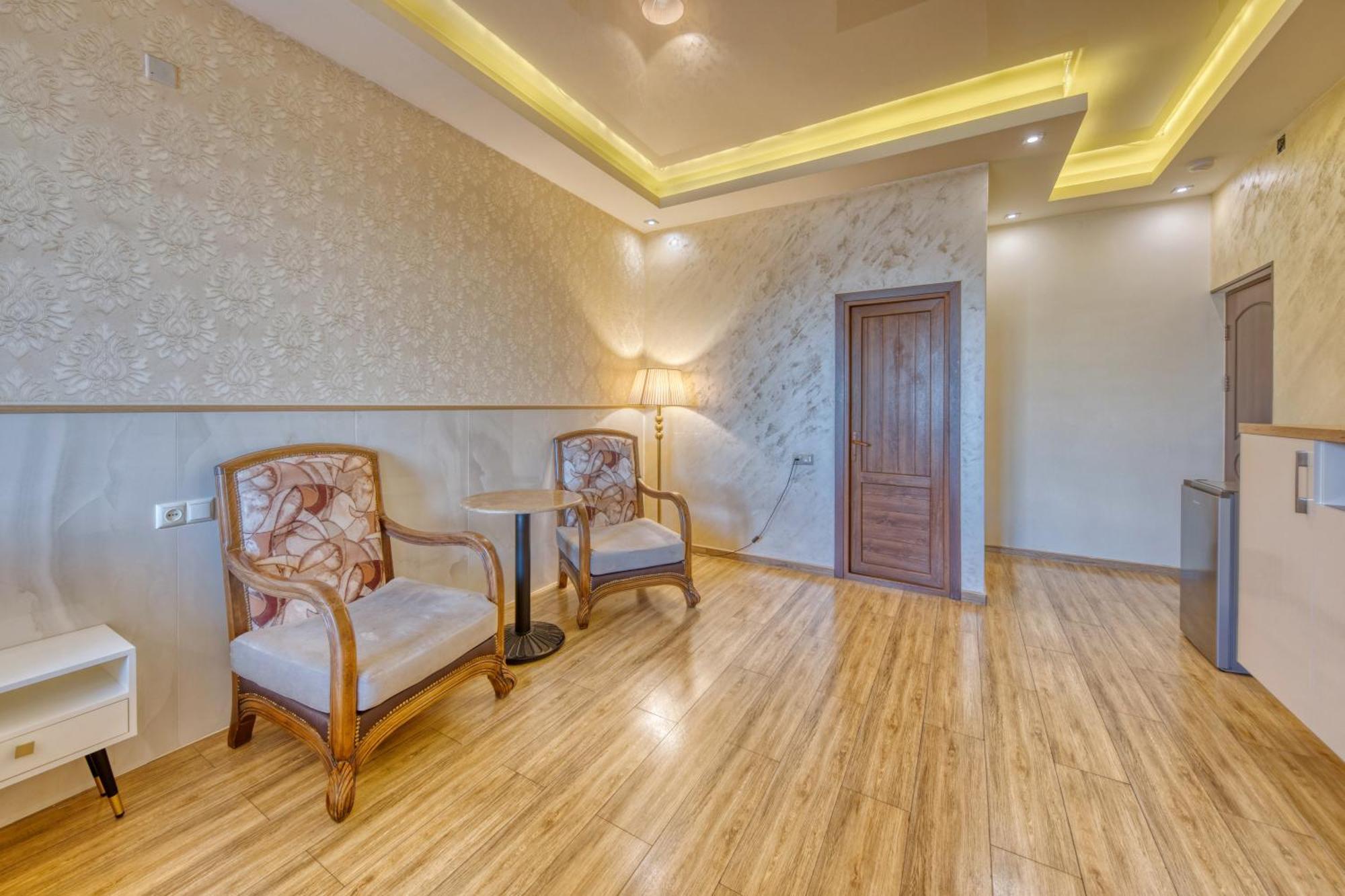 Aleppo Hotel Yerevan Exterior photo