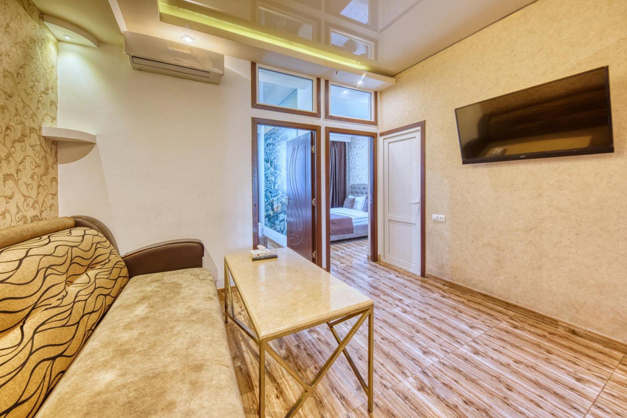 Aleppo Hotel Yerevan Exterior photo