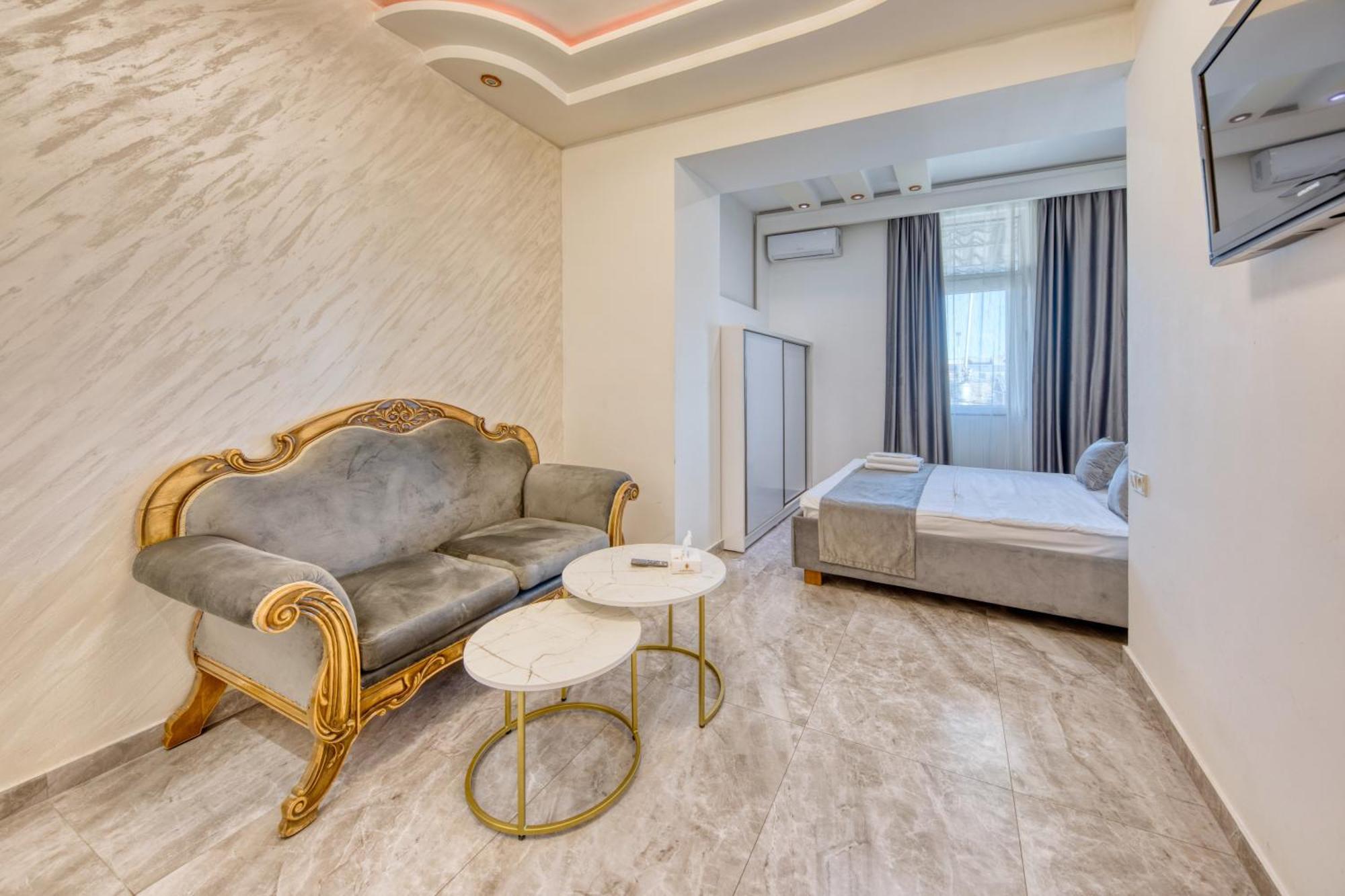 Aleppo Hotel Yerevan Exterior photo