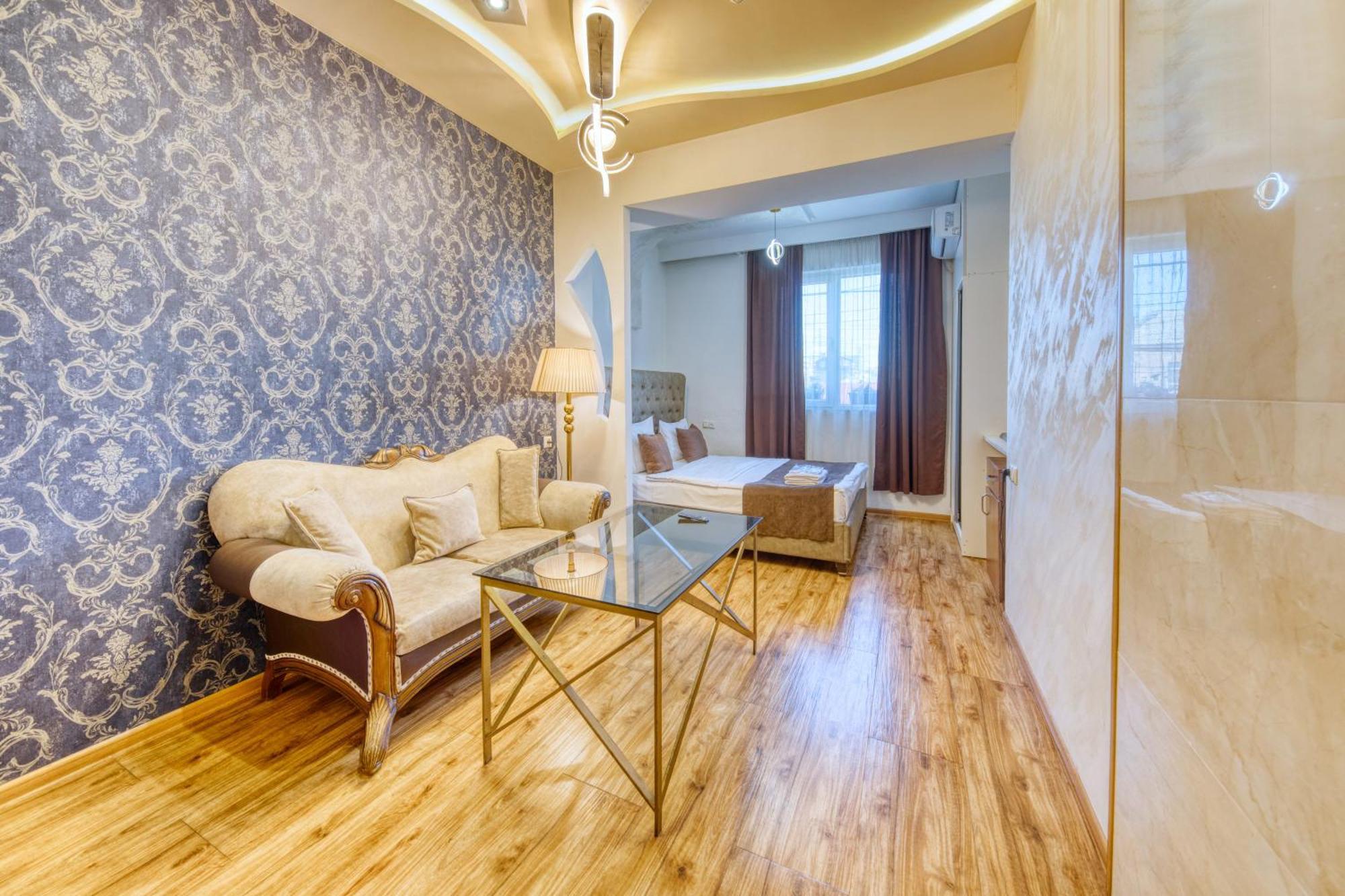 Aleppo Hotel Yerevan Exterior photo