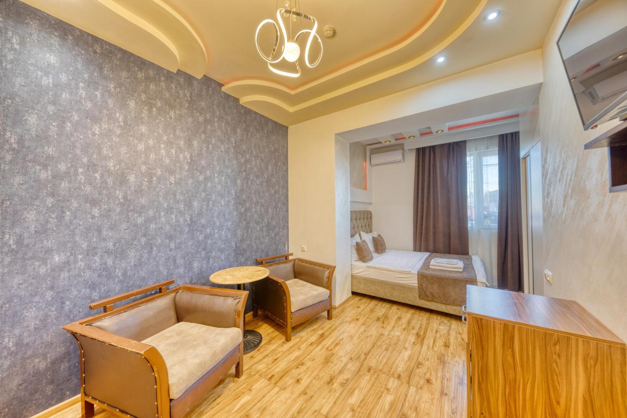 Aleppo Hotel Yerevan Exterior photo